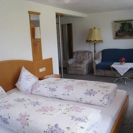 Konukevi Donishaeusle