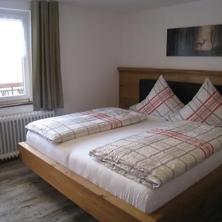 Konukevi Donishaeusle Titisee-Neustadt